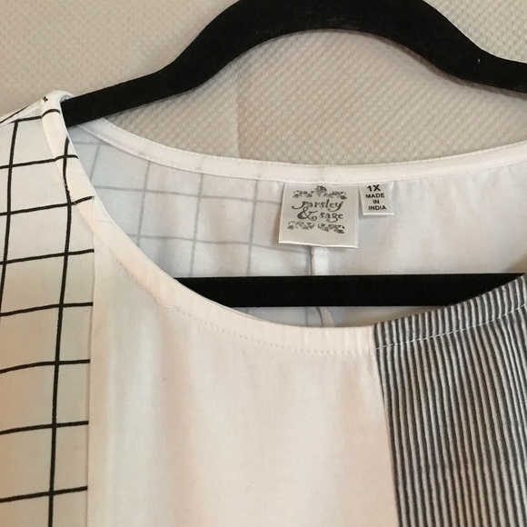 Parsley and Sage color block top - Picture 2 of 3